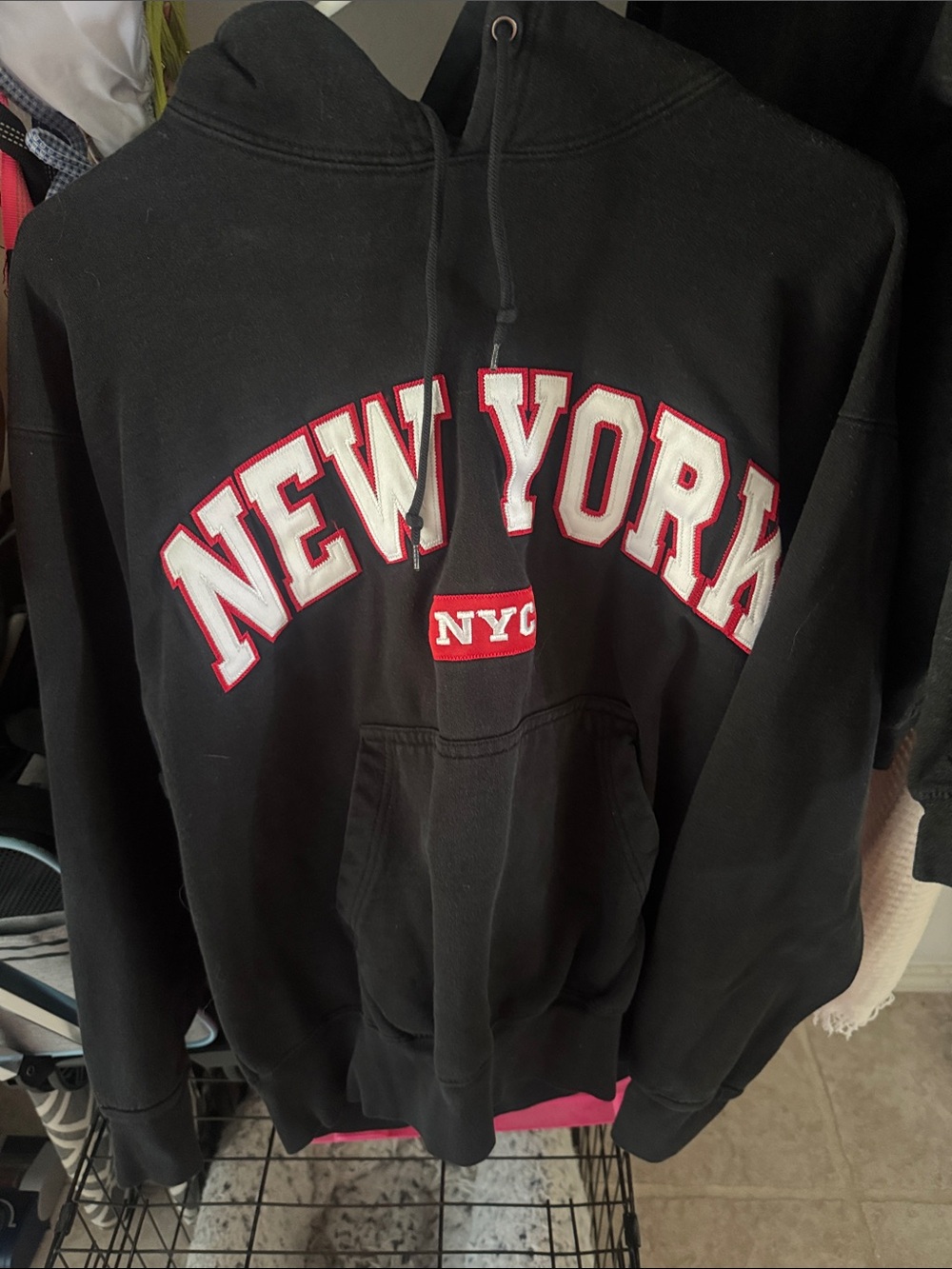 Black 'New York' NYC Graphic Hoodie